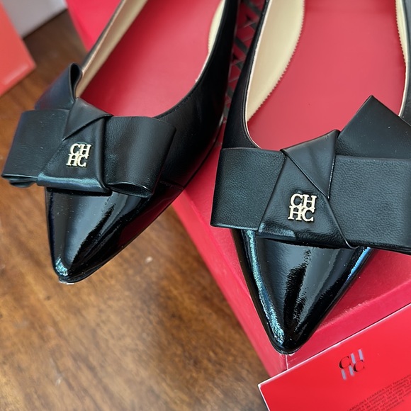 NIB Carolina Herrera bow black leather pointy toe flats sz 40 - Picture 2 of 4